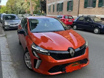 Usata Renault Clio V Zen 91 CV (66 kW) 2023 Berlina