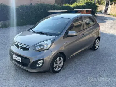 Usata Kia Picanto Style 69 CV (50 kW) 2013 Marrone Utilitaria