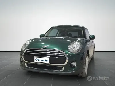 Usata Mini Cooper D Hype 116 CV (85 kW) 2016 British racing green Utilitaria