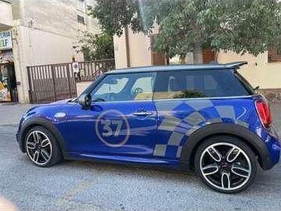 Begagnad Mini Cooper SD Hype 170 HK (125 kW) 2018 Halvkombi