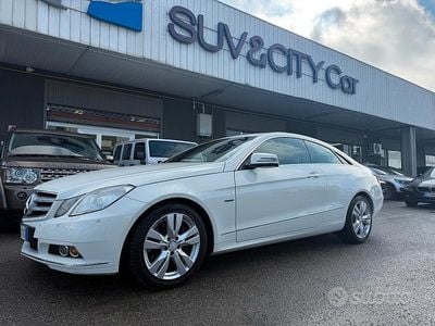 Usata Mercedes E250 Avantgarde 204 CV (150 kW) 2010 Bianco Coupé