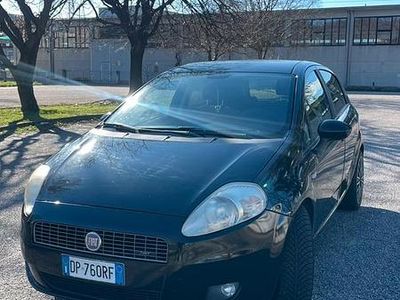 Usata Fiat Grande Punto Dynamic 120 CV (88 kW) 2008 Nero Utilitaria