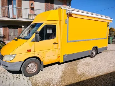 Usata Mercedes Sprinter 82 CV (60 kW) 2001 Giallo