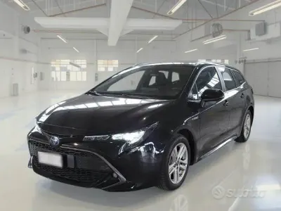 Usata Toyota Corolla Business Edition 98 CV (72 kW) 2021 Nero Station wagon