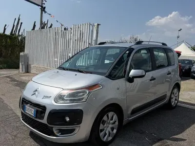 Usata Citroën C3 Picasso 95 CV (69 kW) 2009 Grigio Monovolume