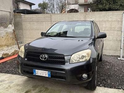 Usata 2006 Toyota RAV4 Luxury SUV | 3500 € (Buon prezzo)