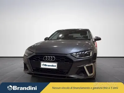 Usata Audi A4 S-Line 150 CV (110 kW) 2023 Grigio Berlina