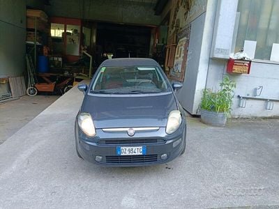 Usata Fiat Grande Punto 77 CV (56 kW) 2010 Utilitaria