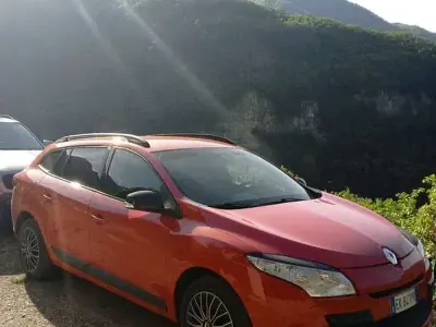 Usata Renault Mégane GrandTour Expression 110 CV (80 kW) 2012 Rosso Station wagon