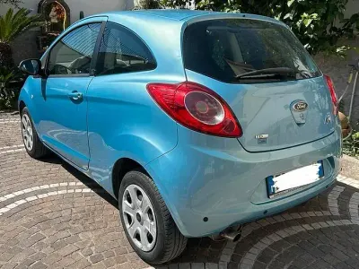 Usata Ford Ka 75 CV (55 kW) 2010 Blu Utilitaria