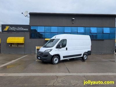 Usata Fiat Ducato 136 CV (100 kW) 2021 Bianco / pastello Furgone