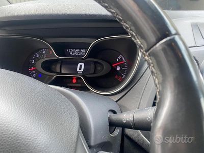 Usata Renault Captur 90 CV (66 kW) 2018 Bianco SUV