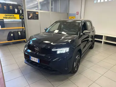 Usata Opel Frontera Edition 136 CV (100 kW) 2025 Nero SUV