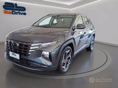 Usata Hyundai Tucson 230 CV (169 kW) 2023 Grigio graphite metalizzato SUV