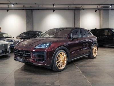 Usata Porsche Cayenne Turbo 2024 Bordeaux SUV
