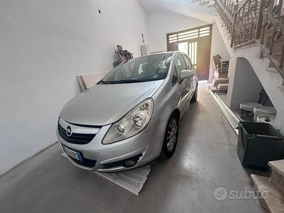 Usata Opel Corsa 80 CV (58 kW) 2009 Grigio Berlina