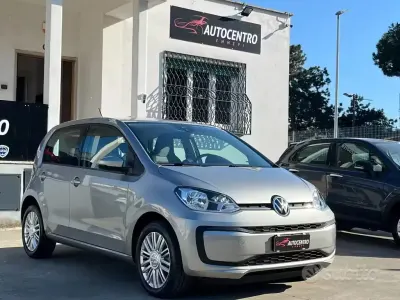 Usata VW up! move up! 65 CV (47 kW) 2023 Grigio Utilitaria