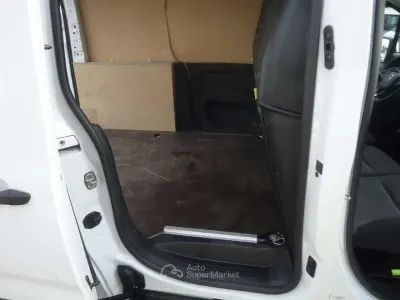 Gebraucht Opel Combo Edition 75 PS (55 kW) 2021 Weiß Van / Kleinbus