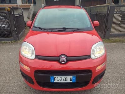 Begagnad Fiat Panda 86 HK (63 kW) 2017 Röd Halvkombi