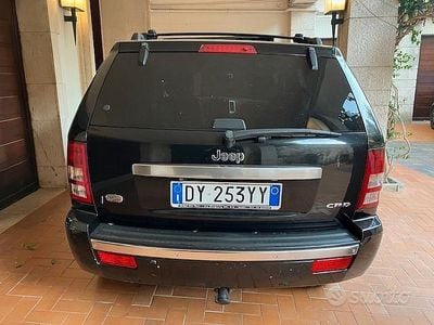 Usata Jeep Grand Cherokee Overland 218 CV (160 kW) 2010 Nero SUV