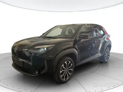 Usata Toyota Yaris Cross Trend 116 CV (85 kW) 2023 Nero SUV