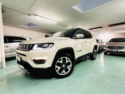 Usata Jeep Compass Limited 140 CV (102 kW) 2019 Beige SUV