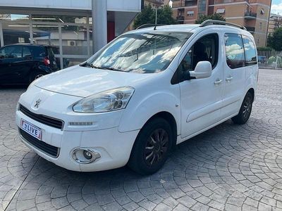 Bianco Usata 2013 Peugeot Partner Tepee Active Monovolume | 2990 €