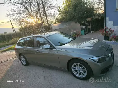 Usata BMW 318 150 CV (110 kW) 2016 Grigio Station wagon