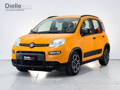 Usata Fiat Panda City Life 95 CV (69 kW) 2022 Rosso Utilitaria
