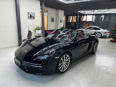 Usata Porsche 718 Boxster 299 CV (219 kW) 2018 Nero Cabrio