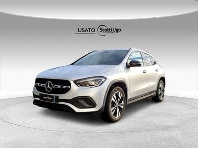 Usata Mercedes GLA200 150 CV (110 kW) 2021 Argento SUV