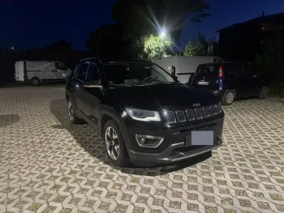 Usata Jeep Compass Limited 120 CV (88 kW) 2019 Nero SUV