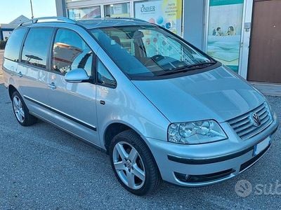 Usata VW Sharan United 140 CV (102 kW) 2010 Grigio Monovolume