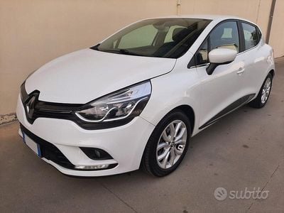 Usata Renault Clio IV Zen 75 CV (55 kW) 2017 Bianco Berlina