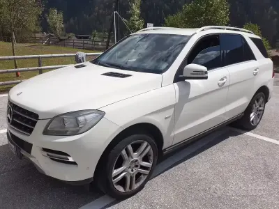 Käytetty Mercedes ML250 204 HP (150 kW) 2011 Valkoinen Katumaasturi