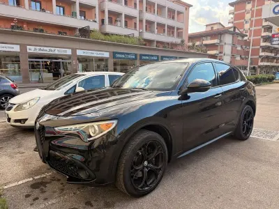 Usata Alfa Romeo Stelvio Tech Edition 190 CV (139 kW) 2019 Nero SUV
