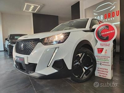 Usata Peugeot 2008 Active 110 CV (80 kW) 2021 Bianco SUV