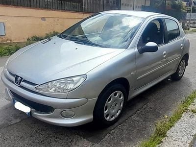 Usata Peugeot 206 68 CV (50 kW) 2008 Argento Berlina