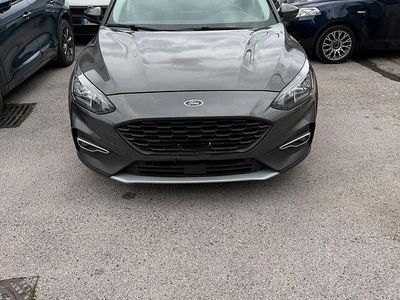 Usata Ford Focus Active 120 CV (88 kW) 2020 Grigio Berlina