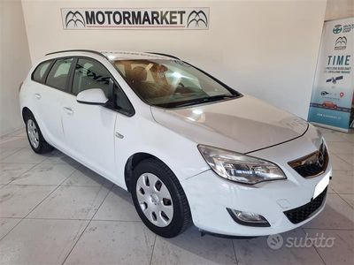 usata Opel Astra Sports Tourer 1.4 t. Cosmo 140cv