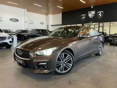 Usata Infiniti Q50 Sport Tech 170 CV (125 kW) 2014 Grigio Berlina