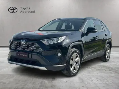 Usata Toyota RAV4 Hybrid Active 218 CV (160 kW) 2021 Nero SUV