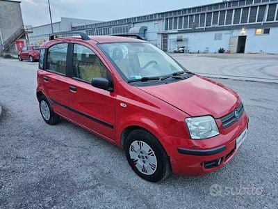 Usata Fiat Panda Dynamic 60 CV (44 kW) 2005 Rosso Utilitaria