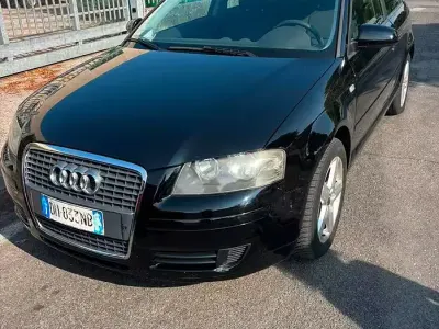 Usata Audi A3 102 CV (75 kW) 2008 Bluazzurro Utilitaria