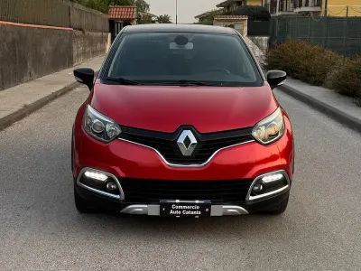 Usata Renault Captur 90 CV (66 kW) 2016 Rosso SUV
