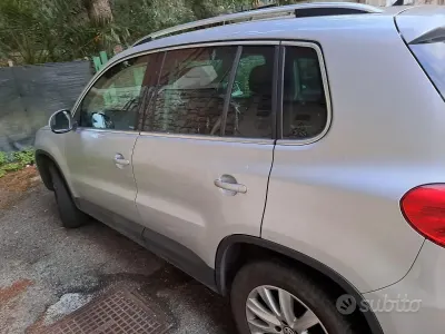Usata VW Tiguan 150 CV (110 kW) 2008 Grigio SUV