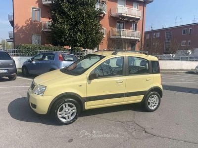 Usata Fiat Panda Dynamic 60 CV (44 kW) 2008 Giallo Utilitaria