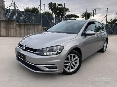 Käytetty VW Golf VII Business 116 HP (85 kW) 2019 Harmaa Sedan