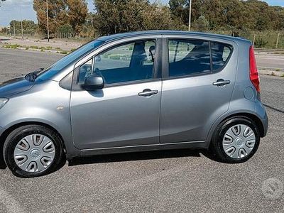 Usata Opel Agila 94 CV (69 kW) 2019 Grigio Utilitaria