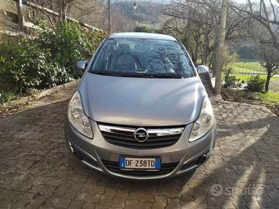 Usata Opel Corsa 80 CV (58 kW) 2007 Grigio Utilitaria
